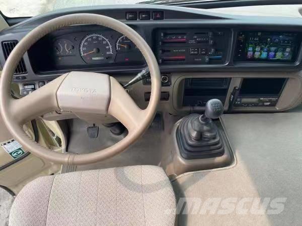 Toyota Coaster Bus Minibusse