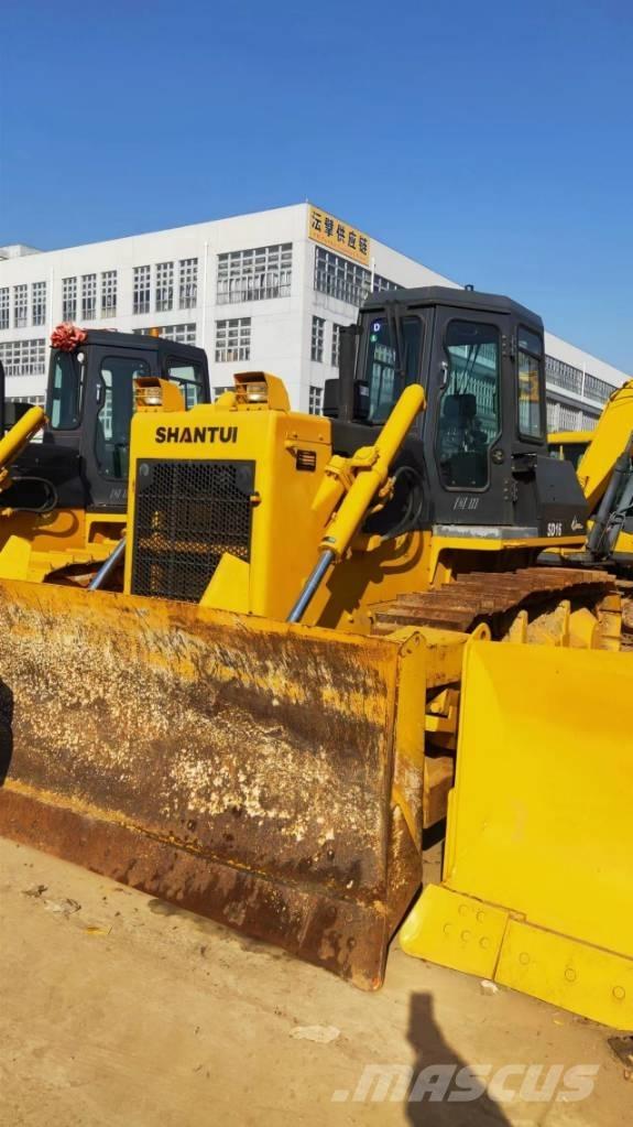 Shantui SD 16 Bulldozer