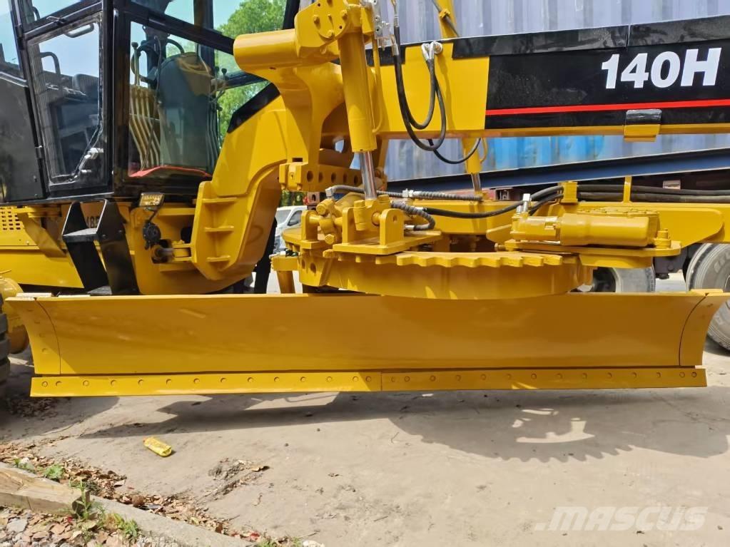 CAT 120 H Grader