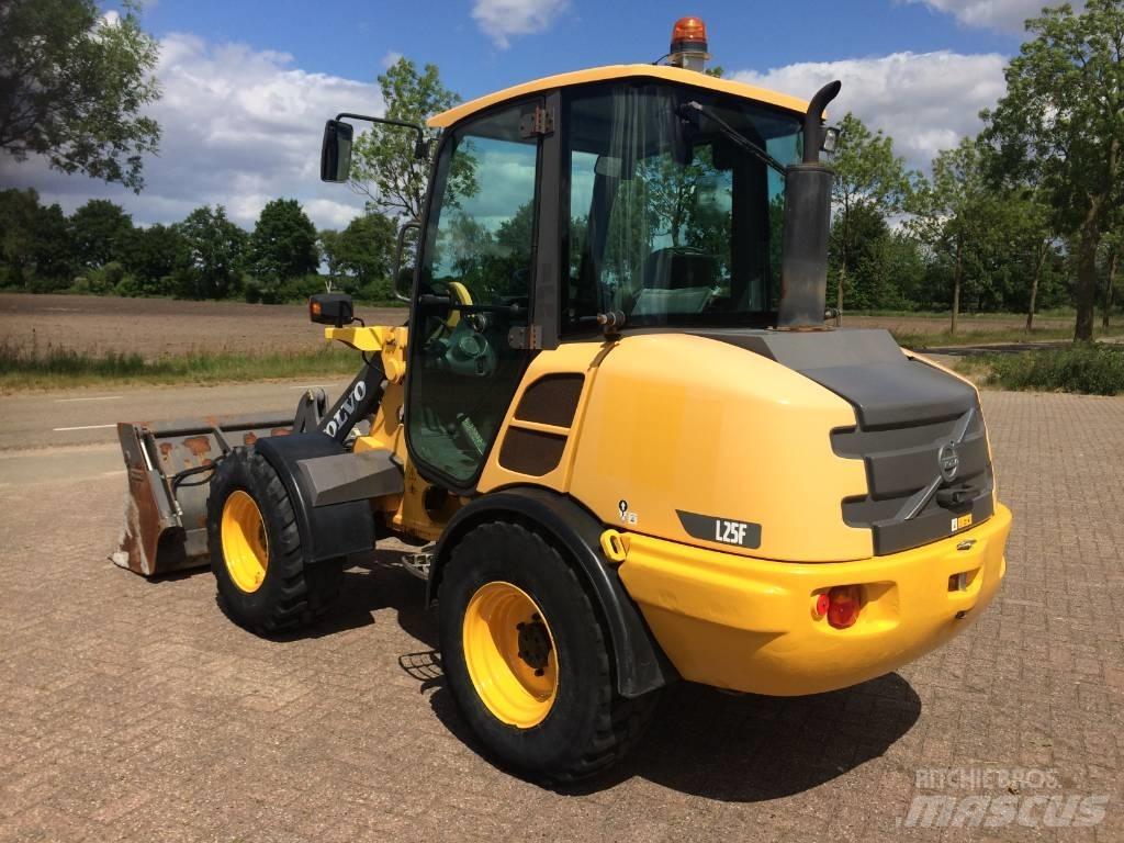 Volvo L 25 F Radlader