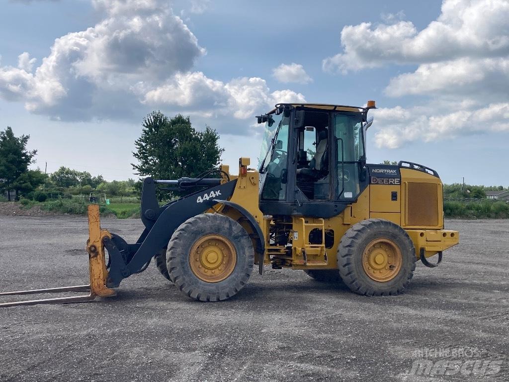 DEERE 444K Radlader