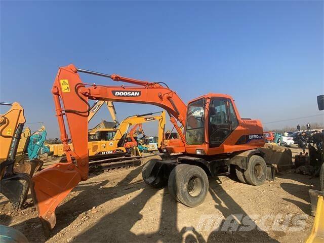 Doosan DH150 Raupenbagger