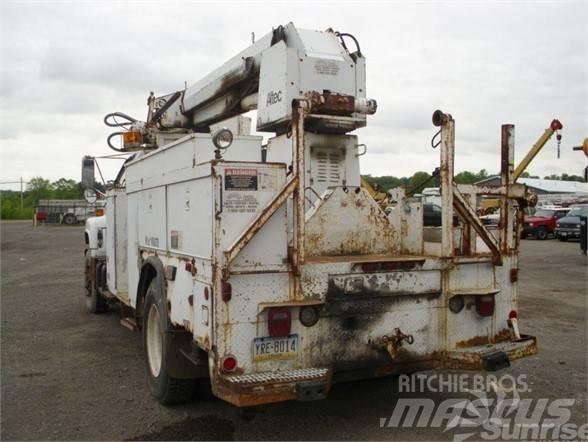 Altec D845B LKW-Arbeitsbühnen