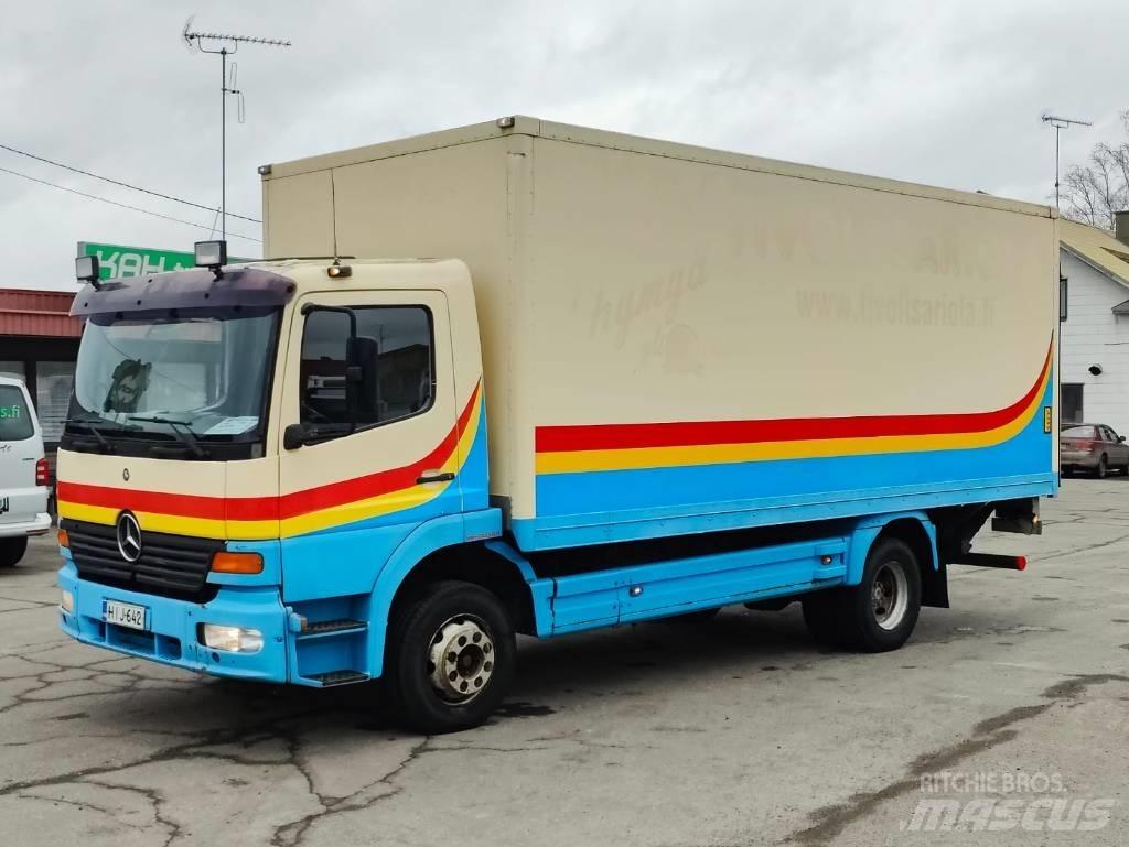 Mercedes-Benz 1223 Kastenaufbau