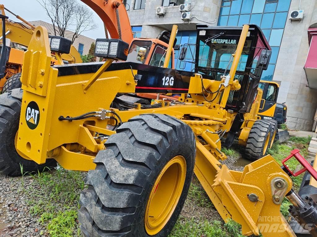 CAT 12 G Grader