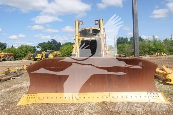 CAT D8T Bulldozer