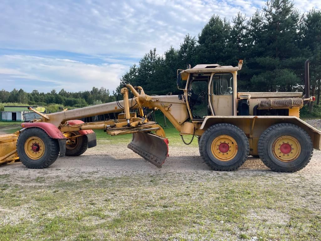 Lokomo AH 172 Grader