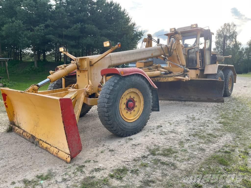 Lokomo AH 172 Grader