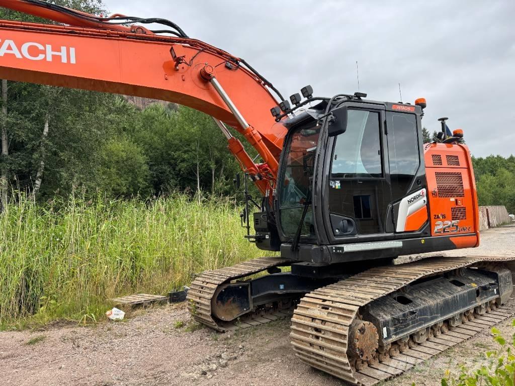 Hitachi ZX 225USLC-7 Raupenbagger