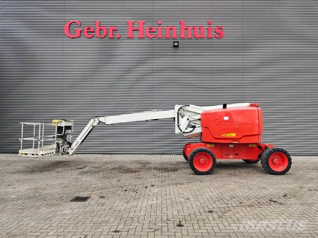 Genie Z-62/40 Gelenkteleskoparbeitsbühnen
