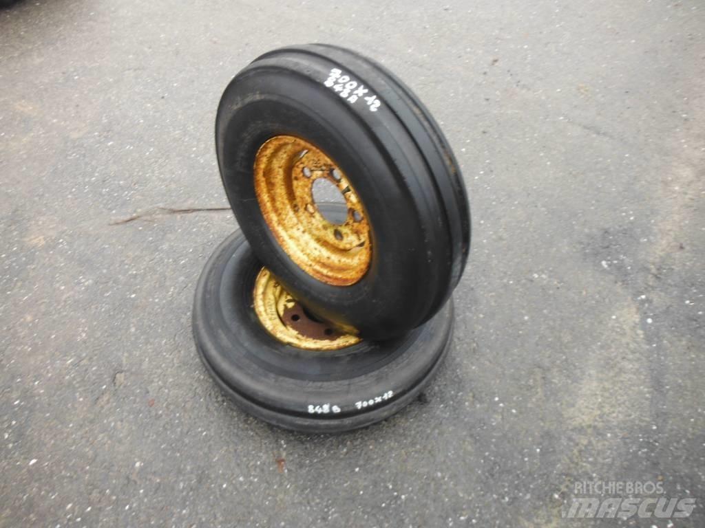 Dunlop 7.00X12 Reifen