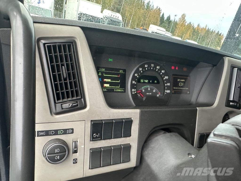 Volvo FM 11 330 Kastenaufbau