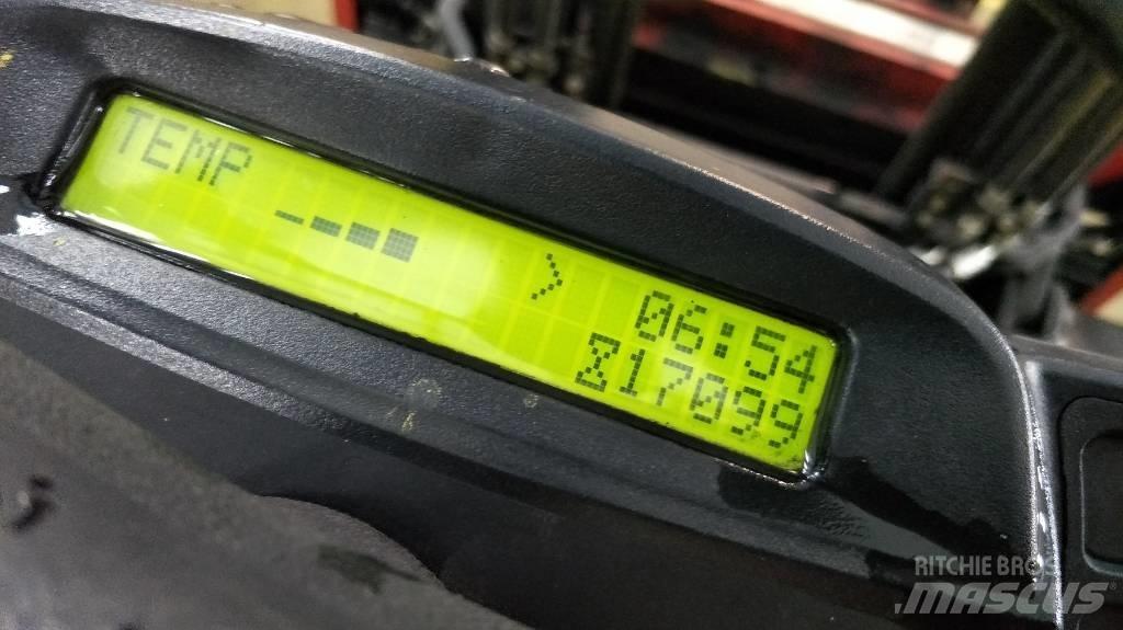 Hyster H3.5FT Gas Stapler