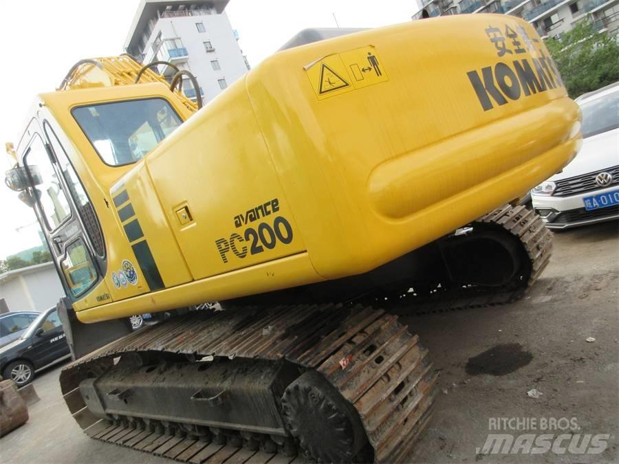 Komatsu PC 200-6 Raupenbagger