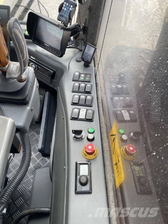 Komatsu 911.5 Harvester