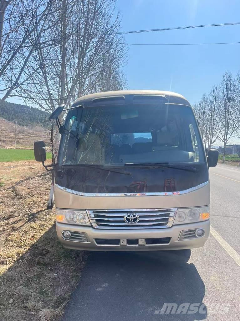 Toyota Coaster Bus Minibusse