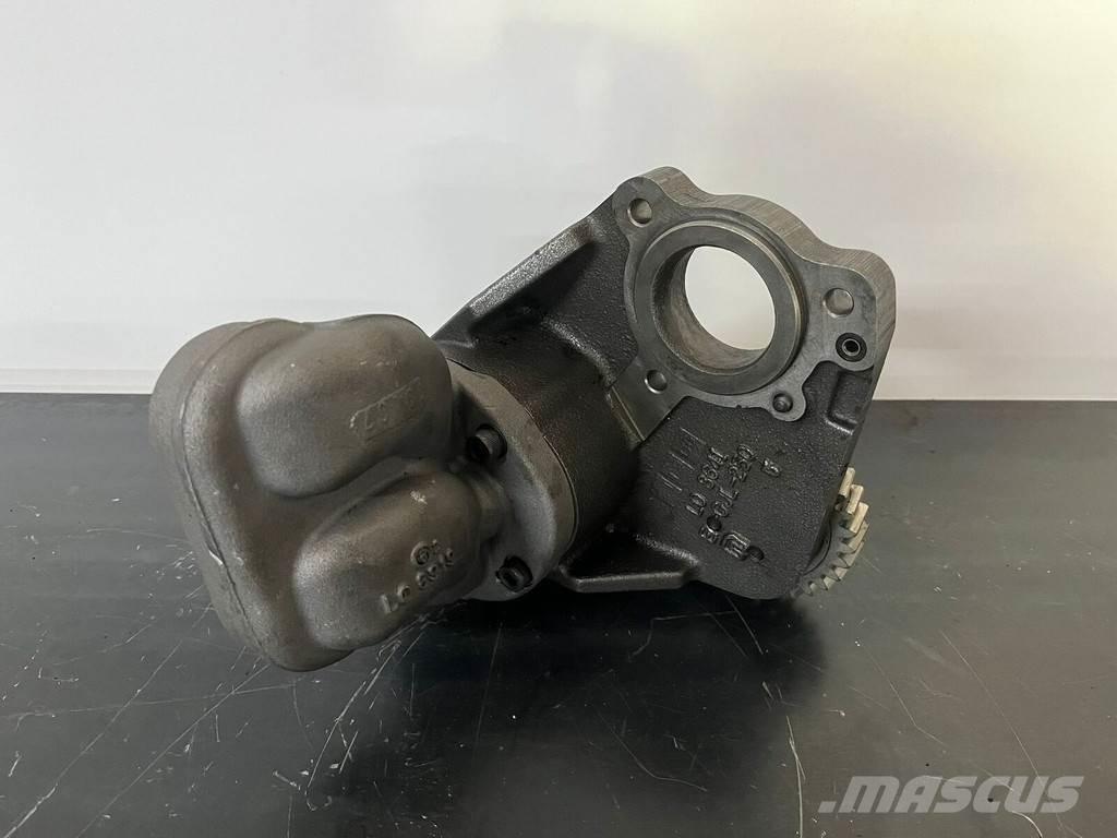 Liebherr Olie pomp Transport Sonstige