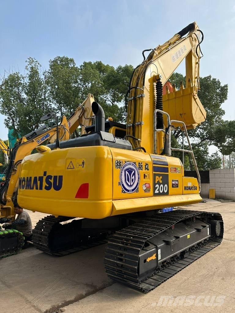 Komatsu PC 200-8N1 Midibagger  7t - 12t