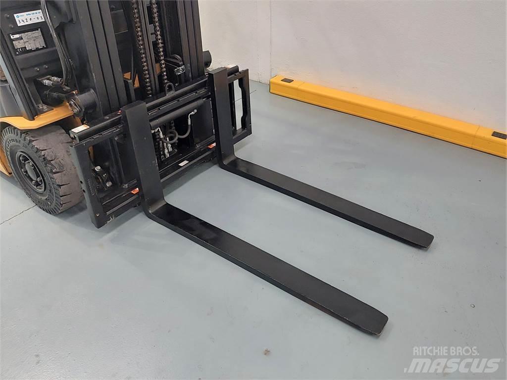 CAT EP18CPNT Elektro Stapler