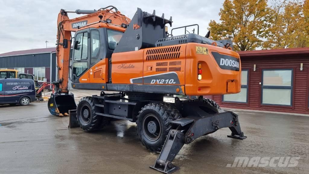 Doosan DX 210 W - 5 Mobilbagger
