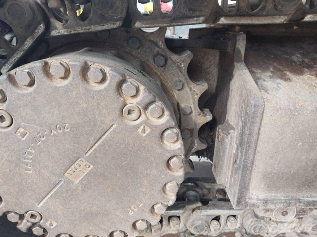 Komatsu PC228USLC-11 Raupenbagger