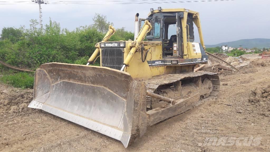 Komatsu D 85 P-21 Planierraupen