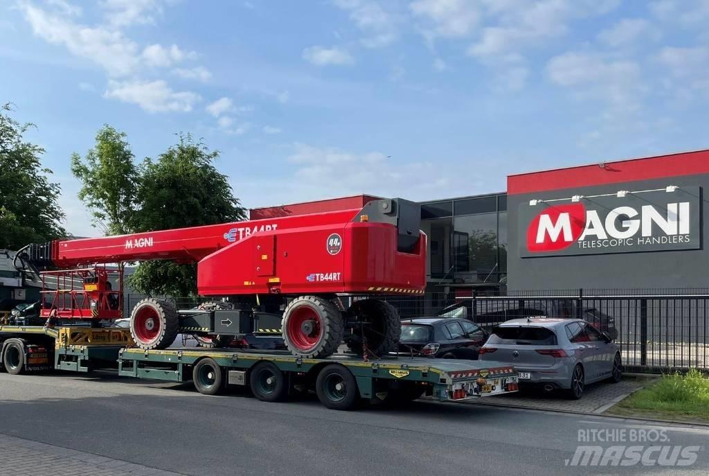 Magni ETB 44 RT Gelenkteleskoparbeitsbühnen