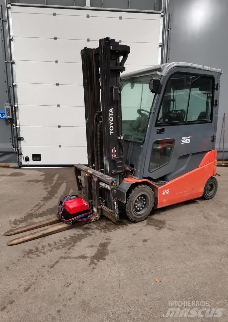 Toyota 8FBMT35 Elektro Stapler