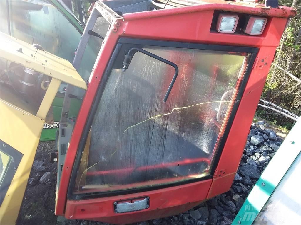 Komatsu 911.5 Kabinen