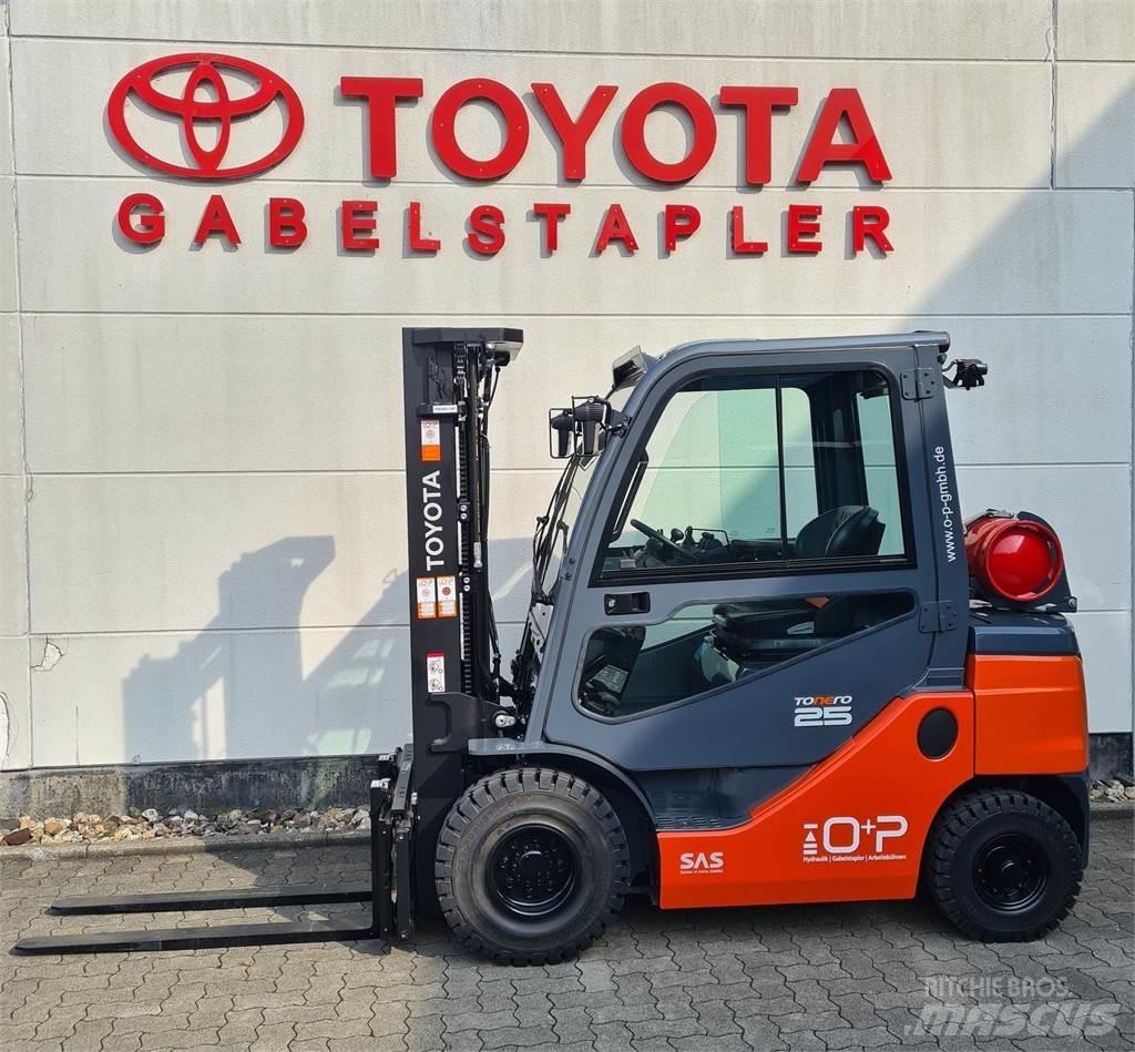 Toyota 02-8FGF25 Gas Stapler