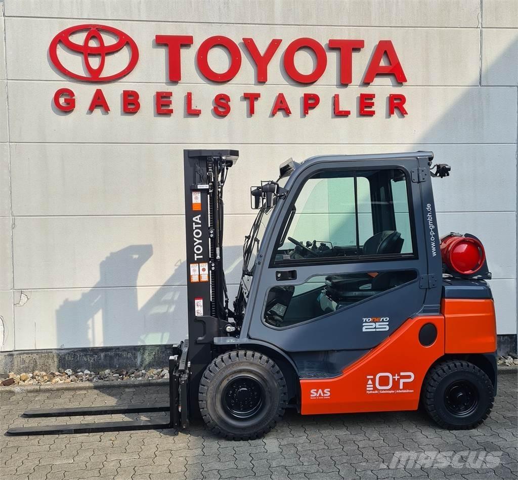 Toyota 02-8FGF25 Gas Stapler