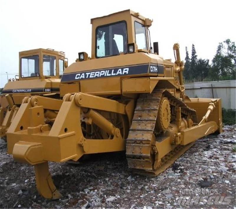 CAT D 7  H Bulldozer