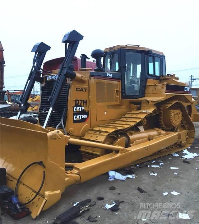 CAT D 7  H Bulldozer
