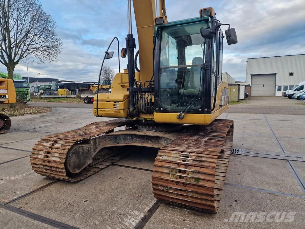 CAT 323d Raupenbagger