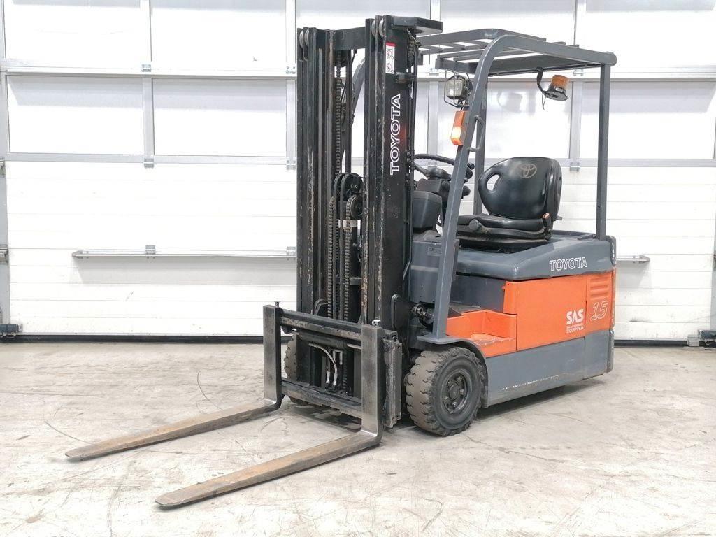 Toyota 5FBEF15 Elektro Stapler