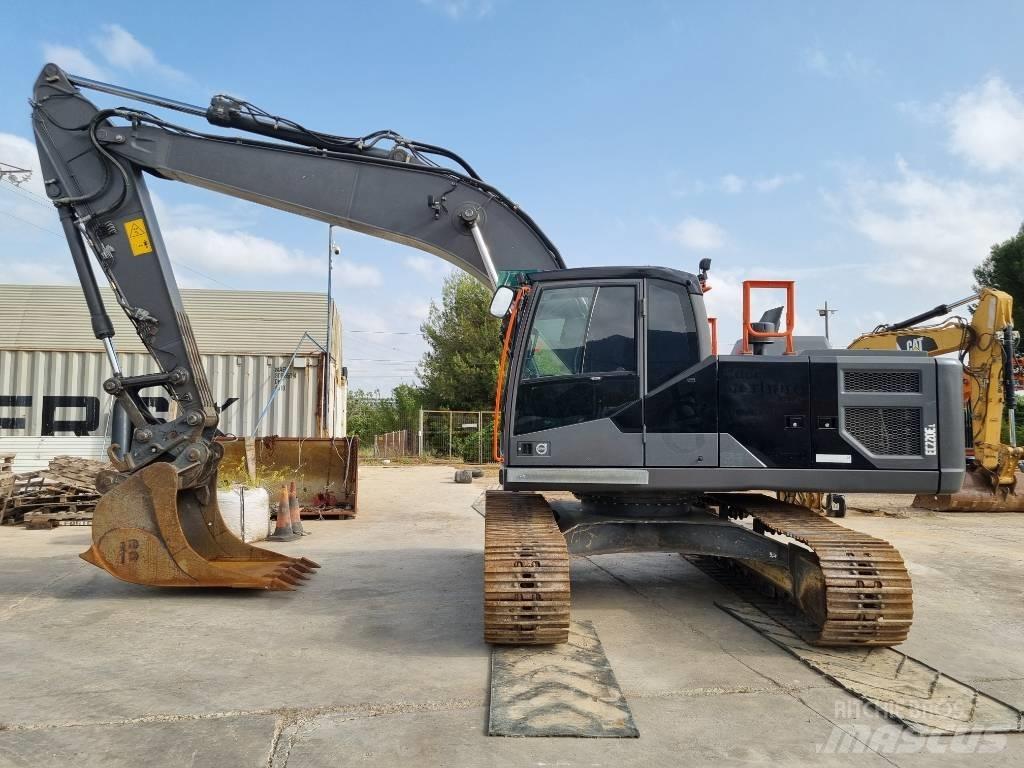 Volvo EC220EL Raupenbagger