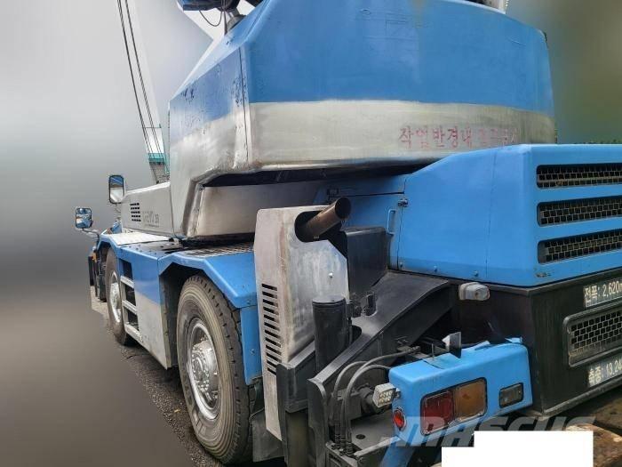Tadano TR 250 M-6 Autokrane