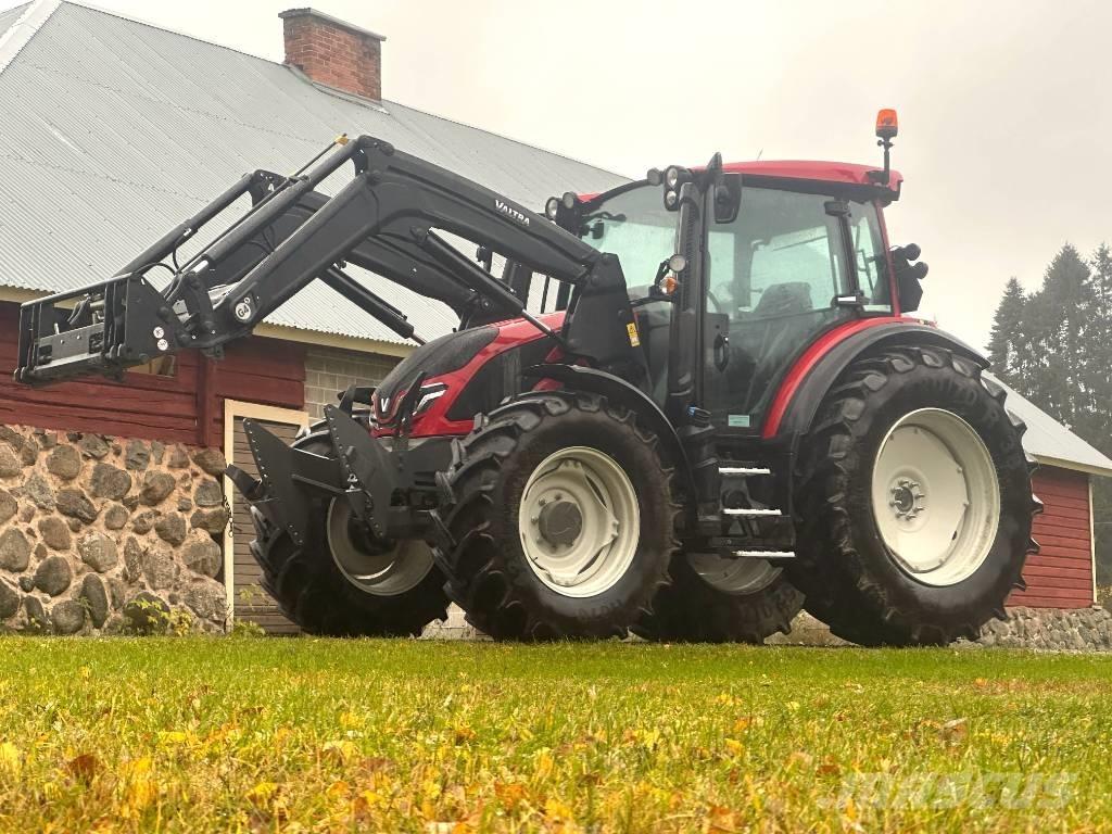 Valtra G 125 Traktoren