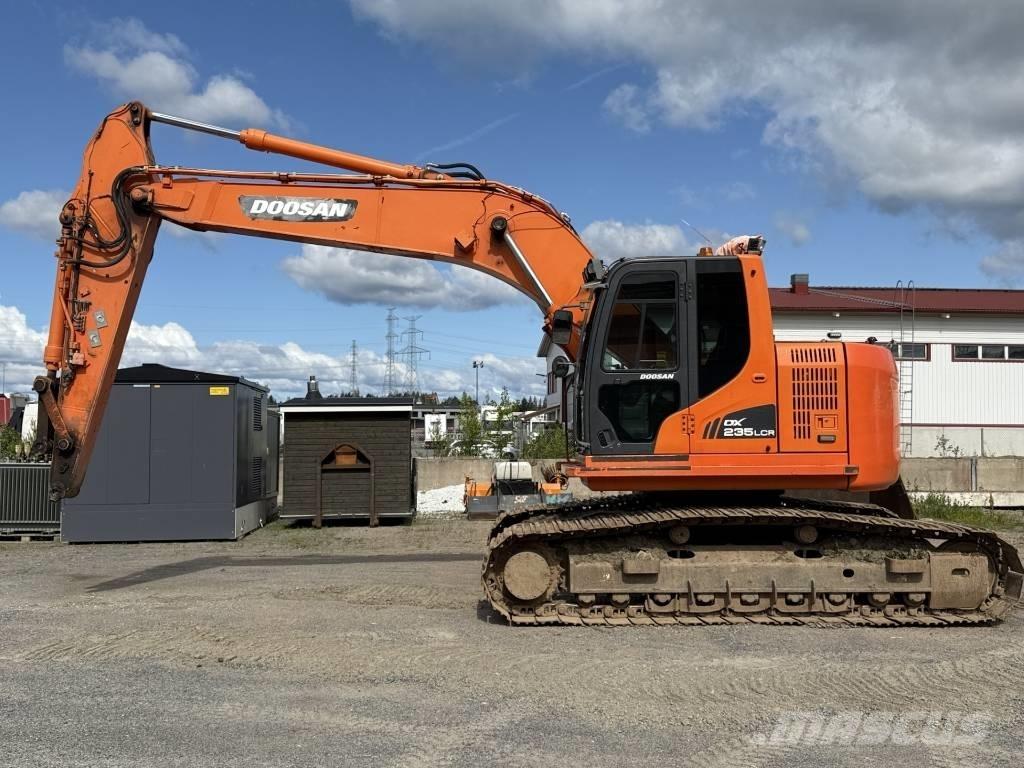 Doosan DX 235 LC Raupenbagger