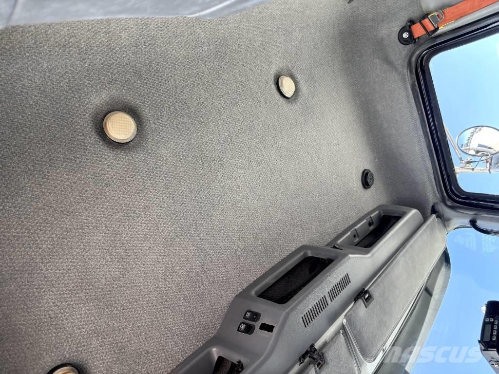 Mack CHU 613 Bergungsfahrzeuge