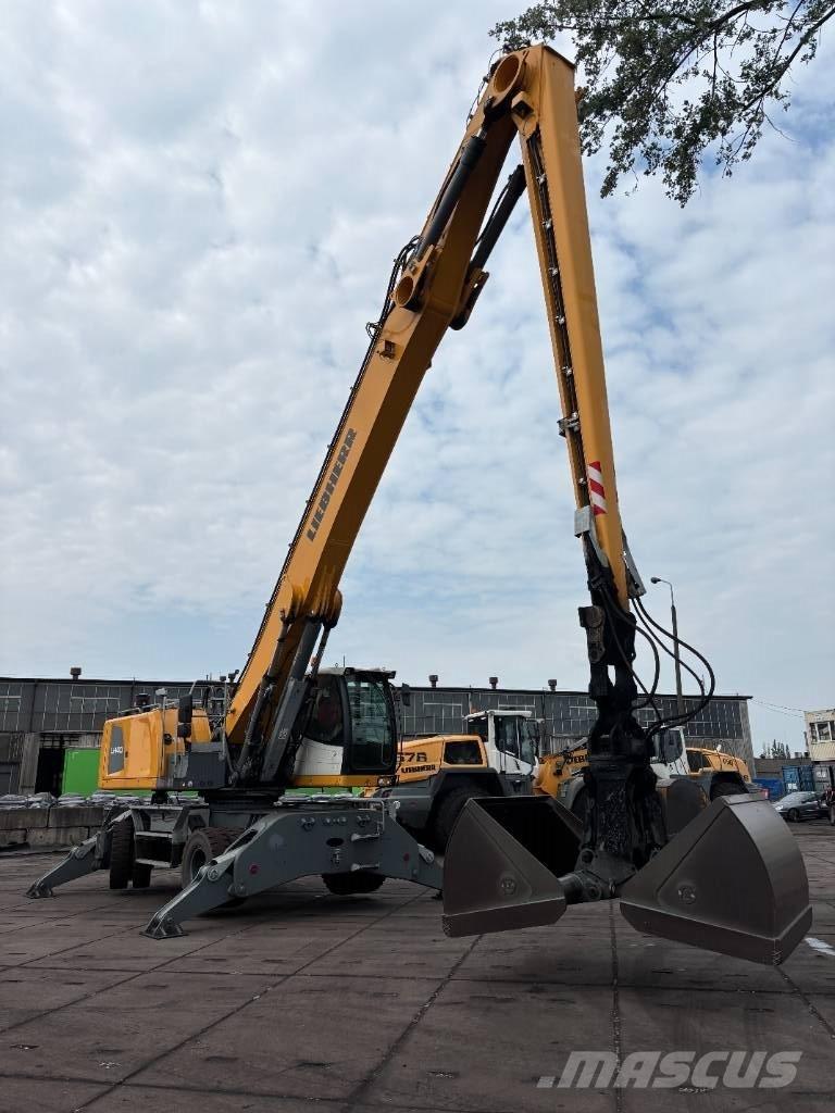 Liebherr LH 40 Port Materialumschlag