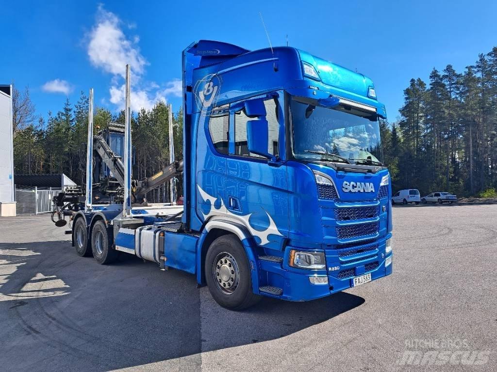 Scania R580B6X4NB Holzfahrzeuge
