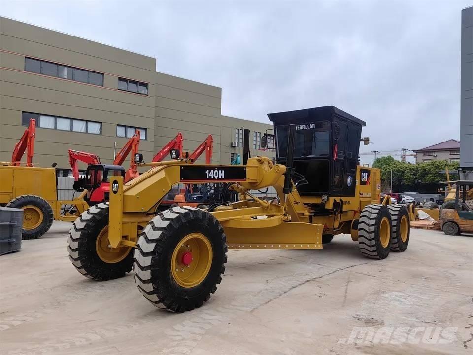 CAT 140H Grader