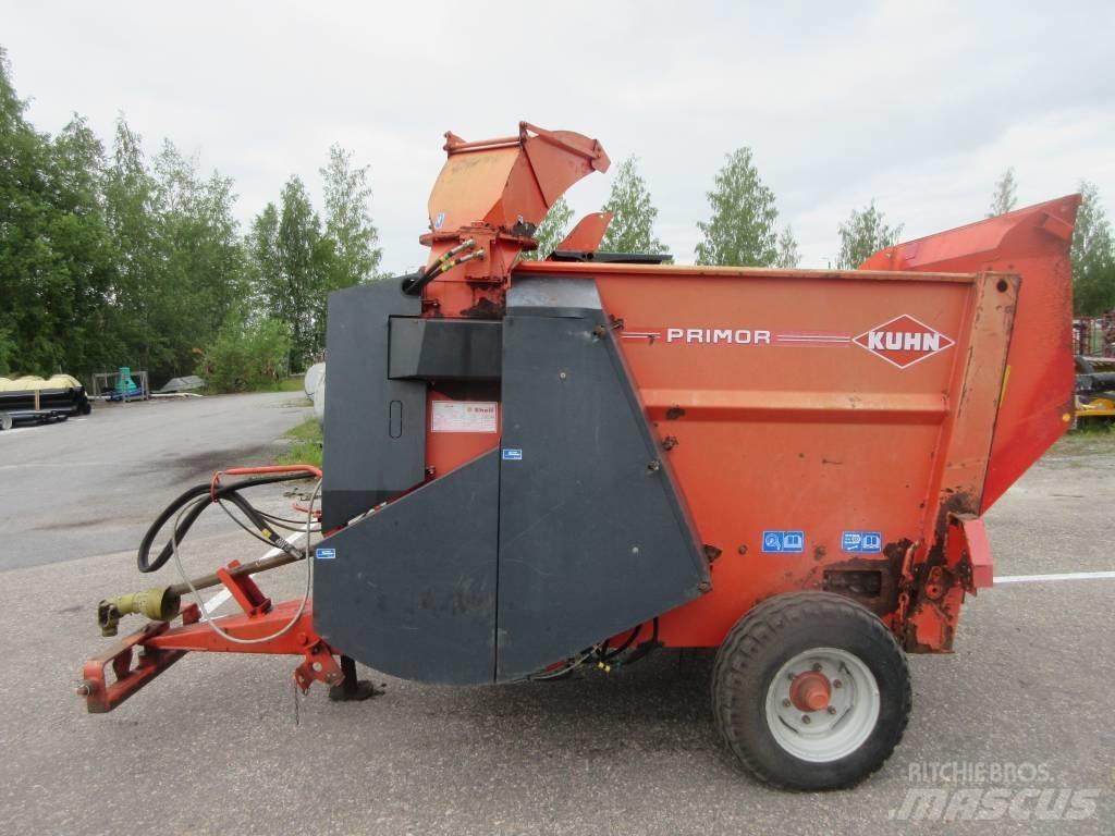 Kuhn Primor 3560 Ballenschredder, -schneider und -wickler