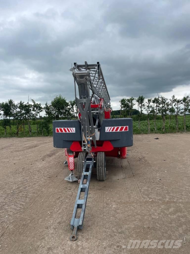 Terex CBR 28 Plus Selbstaufrichtende Krane
