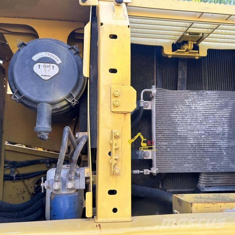 Komatsu PC 200-8 Raupenbagger