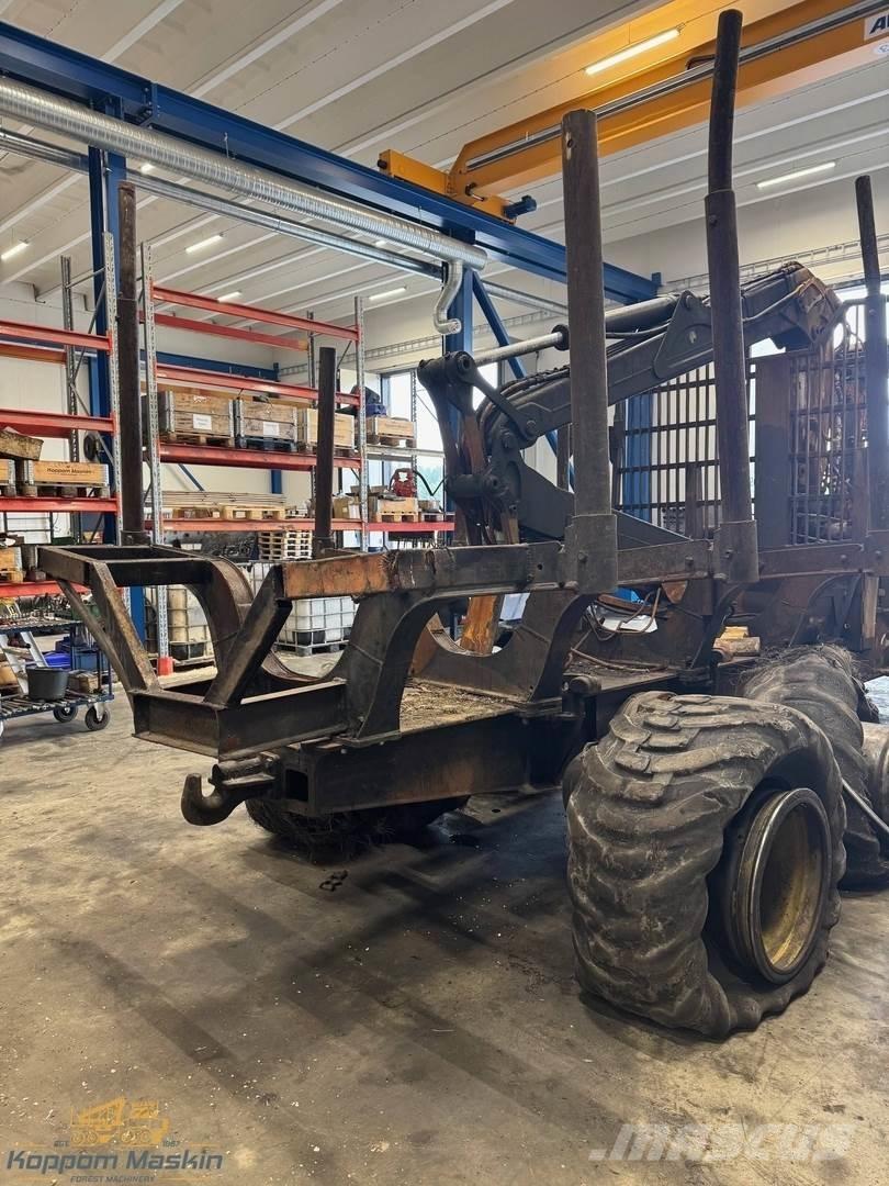 John Deere 1010E Forwarder