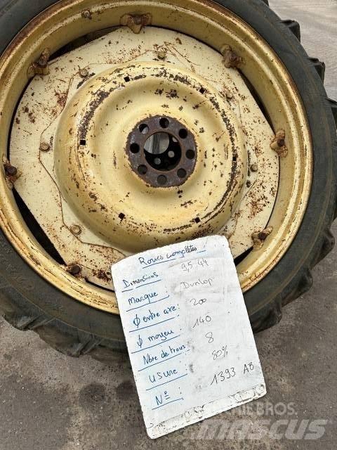Dunlop 9.5R44 Reifen