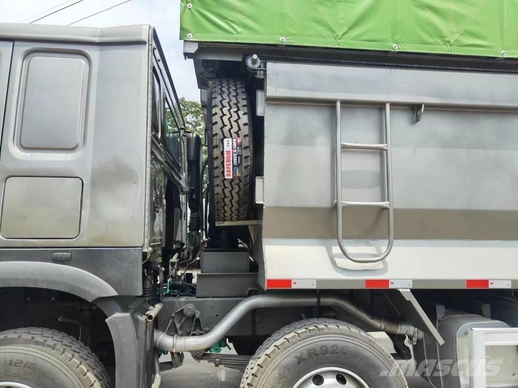 Howo 371 8x4 Kipper