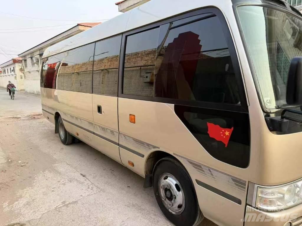 Toyota Coaster Bus Minibusse
